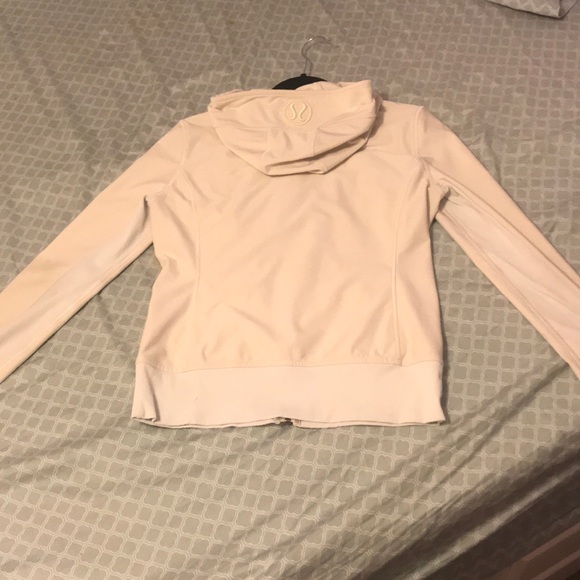 White zip up - Picture 2 of 7